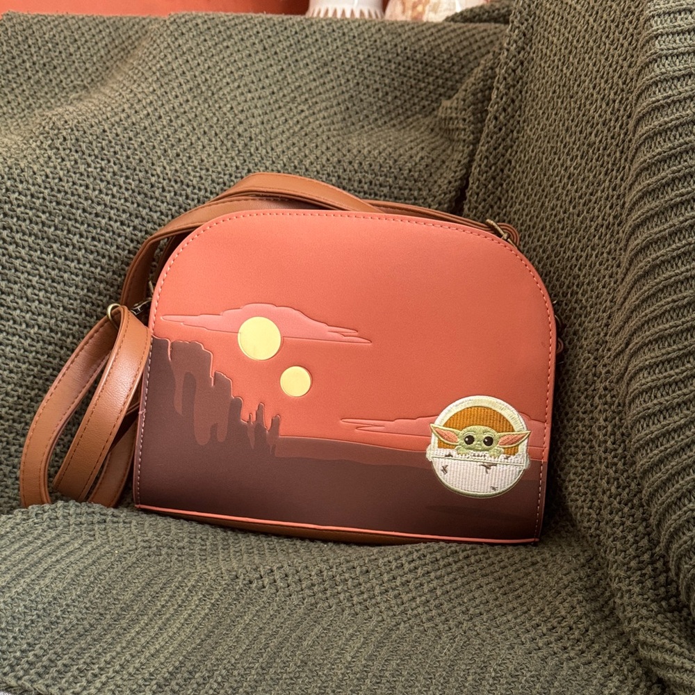 Loungefly Star Wars Mandalorian- The Child Crossbody Bag